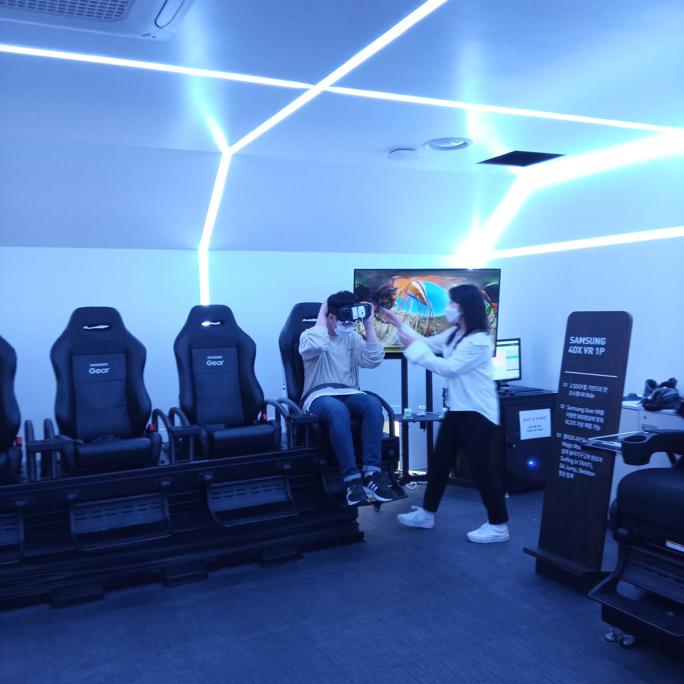 vr 체험 2.jpg