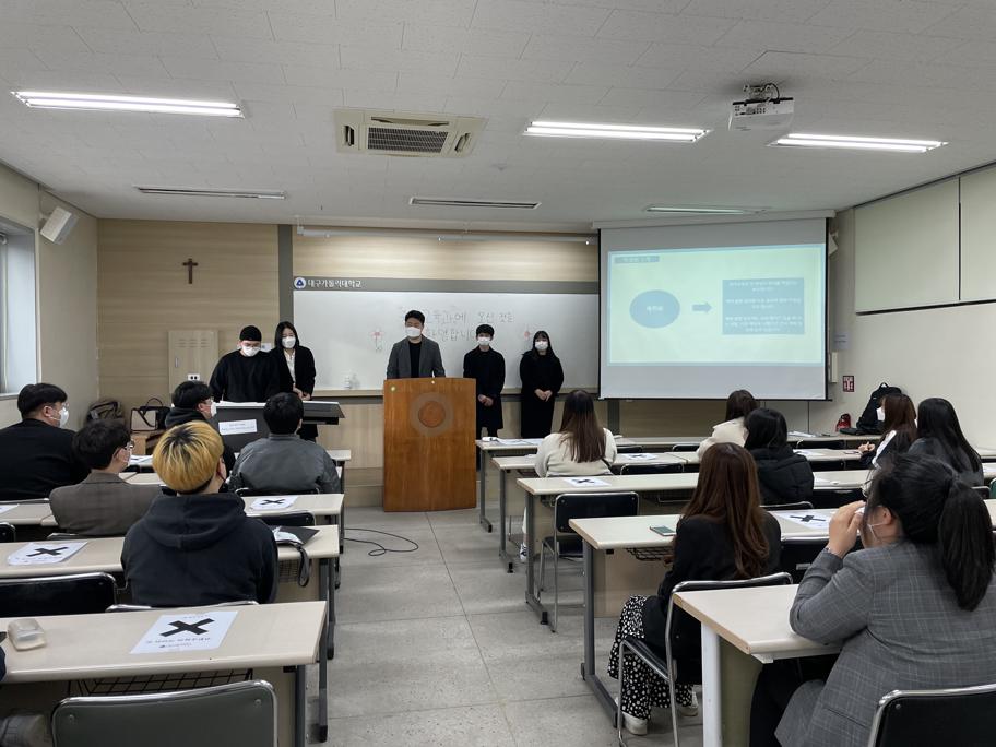 3월 3일 신입생 설명회(3).jpg