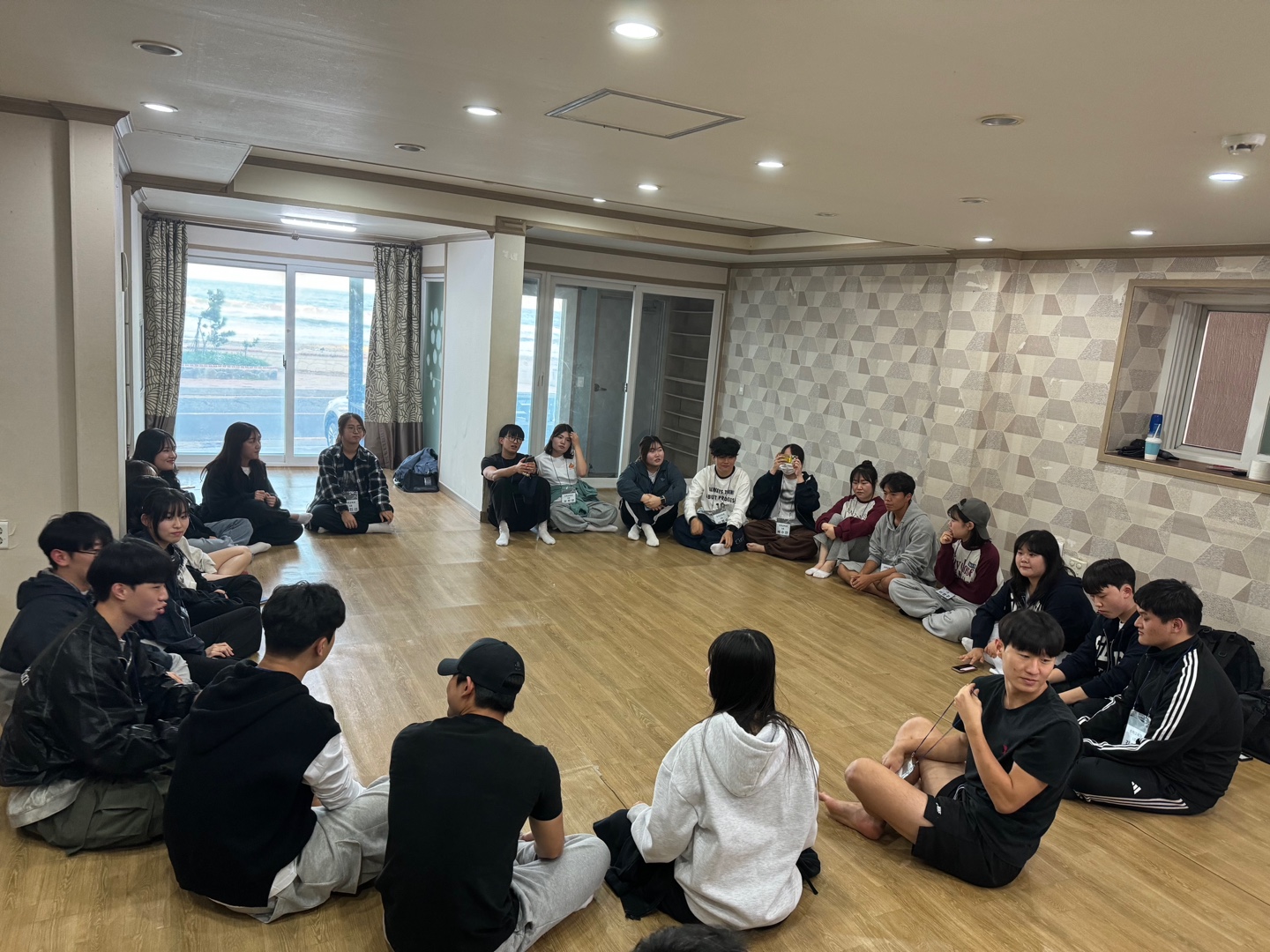 KakaoTalk_20241010_160812820_03.jpg